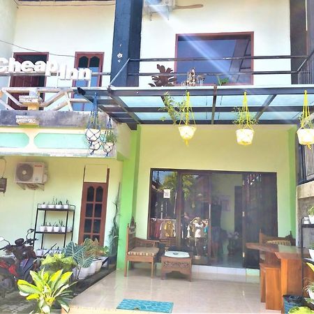 Cheap Inn Banyuwangi บันยูวังงี ภายนอก รูปภาพ