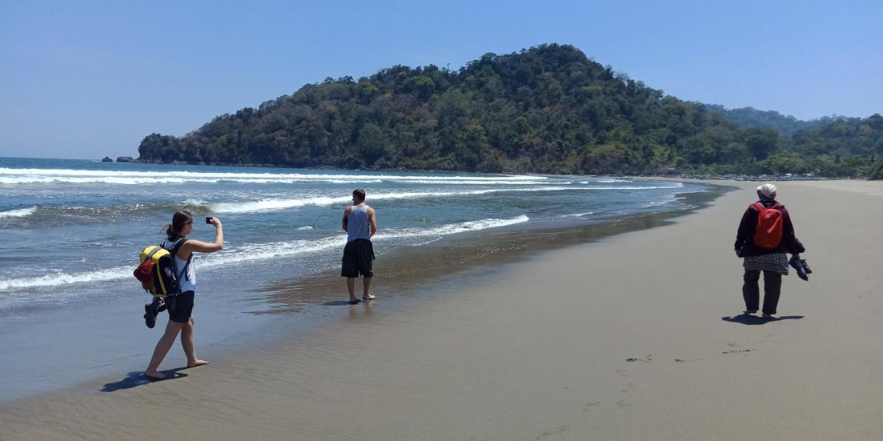 Cheap Inn Banyuwangi บันยูวังงี ภายนอก รูปภาพ