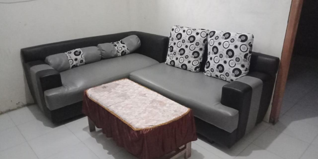 Cheap Inn Banyuwangi บันยูวังงี ภายนอก รูปภาพ