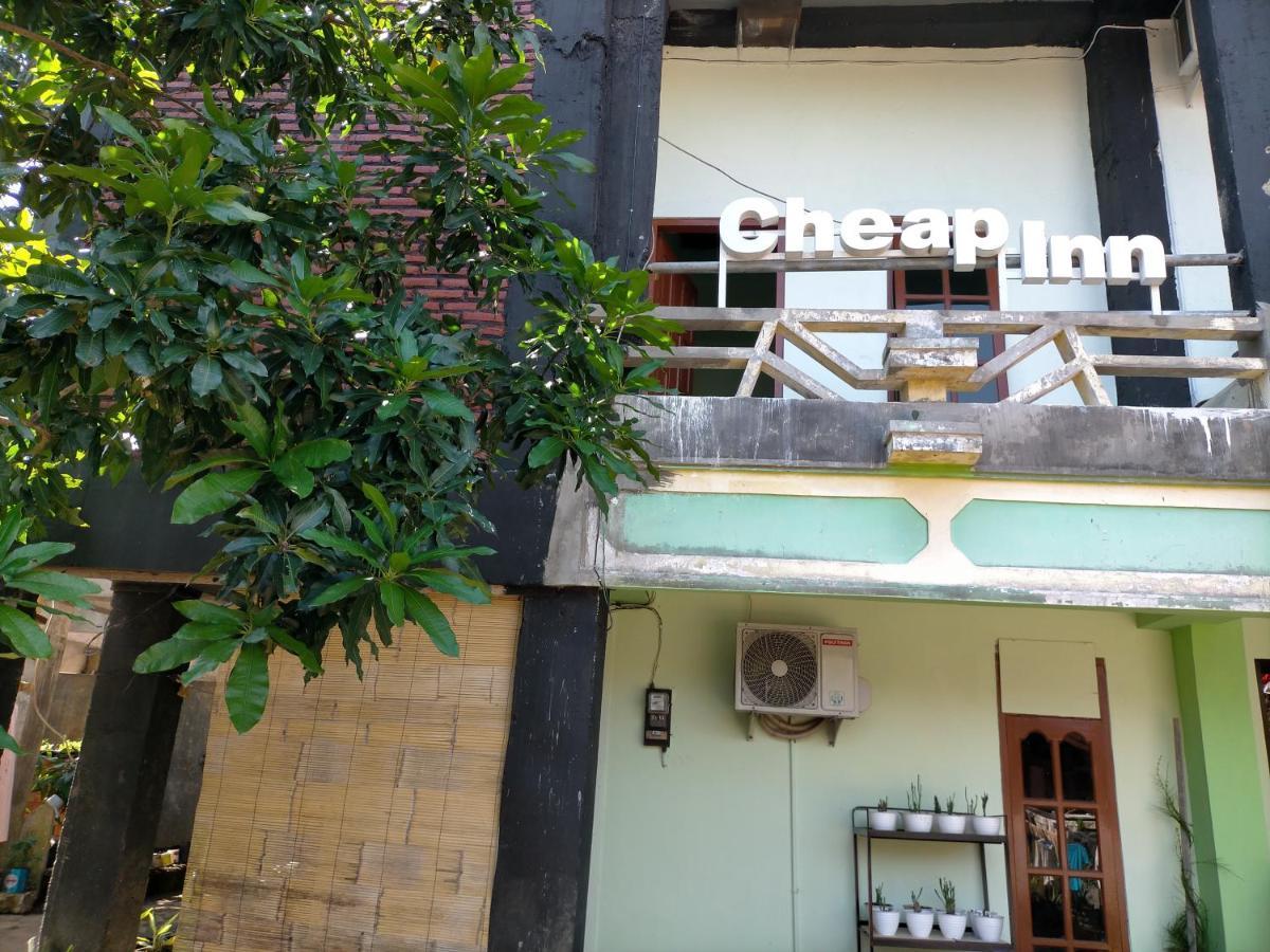 Cheap Inn Banyuwangi บันยูวังงี ภายนอก รูปภาพ