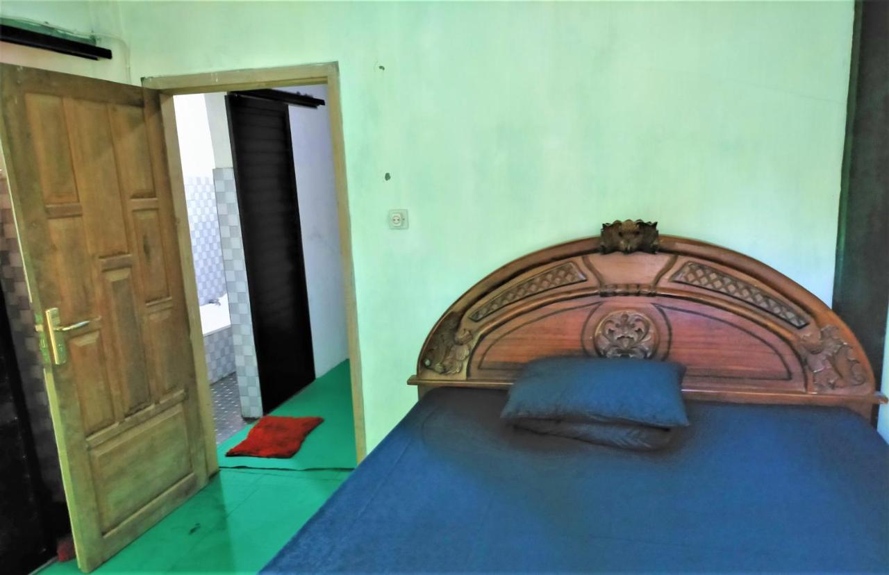 Cheap Inn Banyuwangi บันยูวังงี ภายนอก รูปภาพ