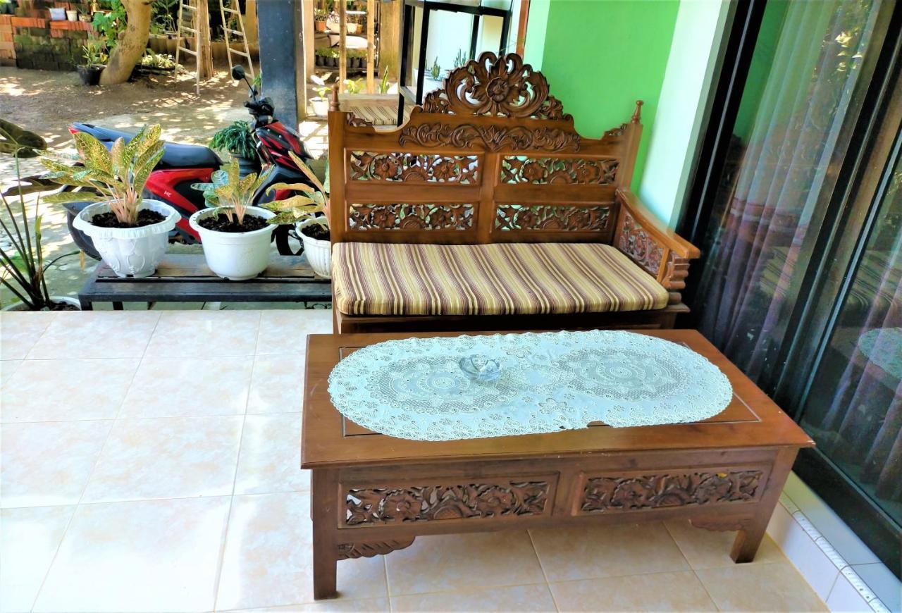 Cheap Inn Banyuwangi บันยูวังงี ภายนอก รูปภาพ