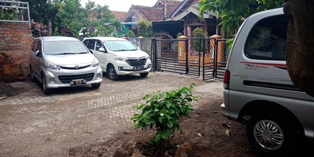 Cheap Inn Banyuwangi บันยูวังงี ภายนอก รูปภาพ